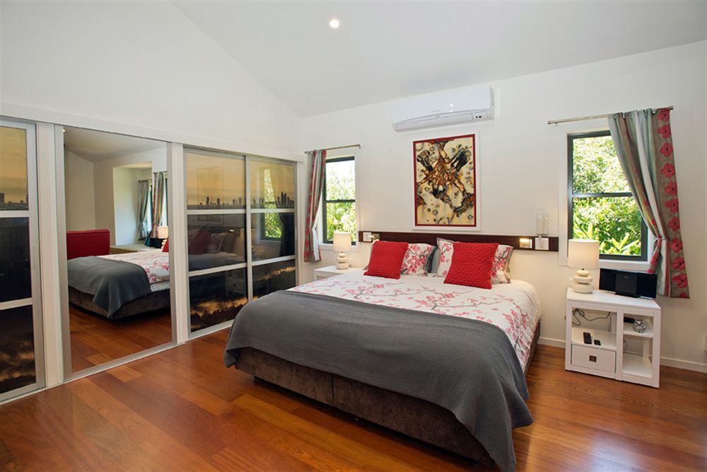 Witches Falls Cottages ภูเขาแทมโบรีน ภายนอก รูปภาพ
